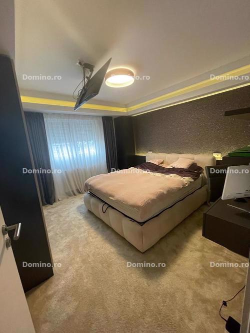 Vanzare Apartament 3 Camere, 2 Bai, Etaj Intermediar, Confort Sporit, Mobilat, Utilat