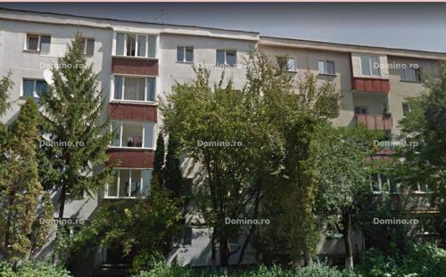 Vanzare Apartament 3 Camere, Decomandat, Renovabil, Zona Linistita   
